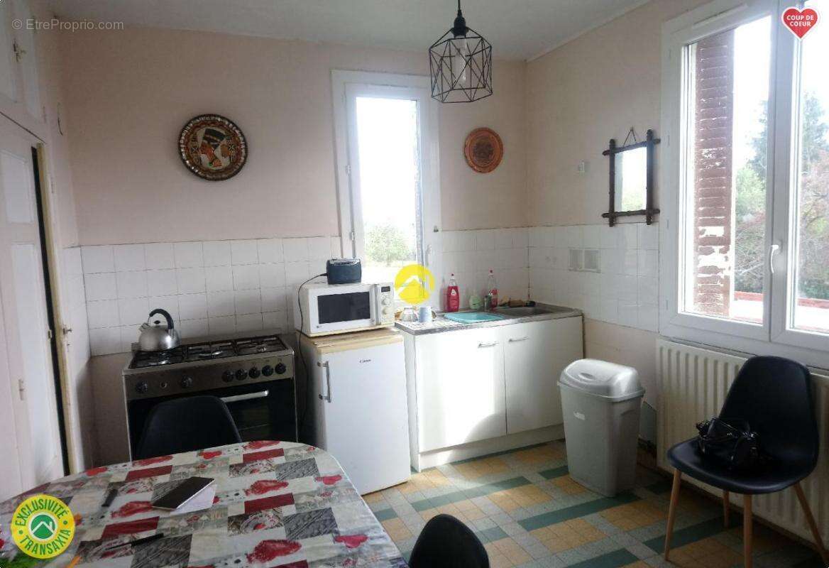 Maison à SAINT-AMAND-MONTROND