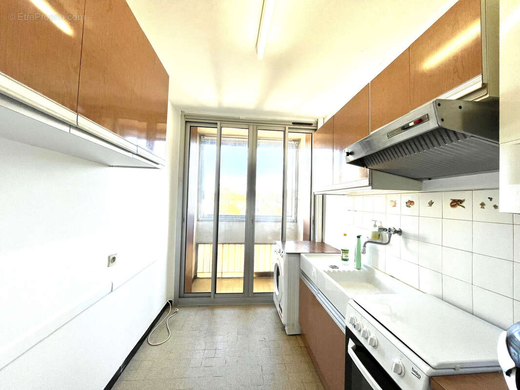 Appartement à MARSEILLE-13E