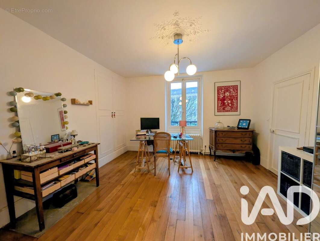 Maison 220 m² à Melun  - photo 7