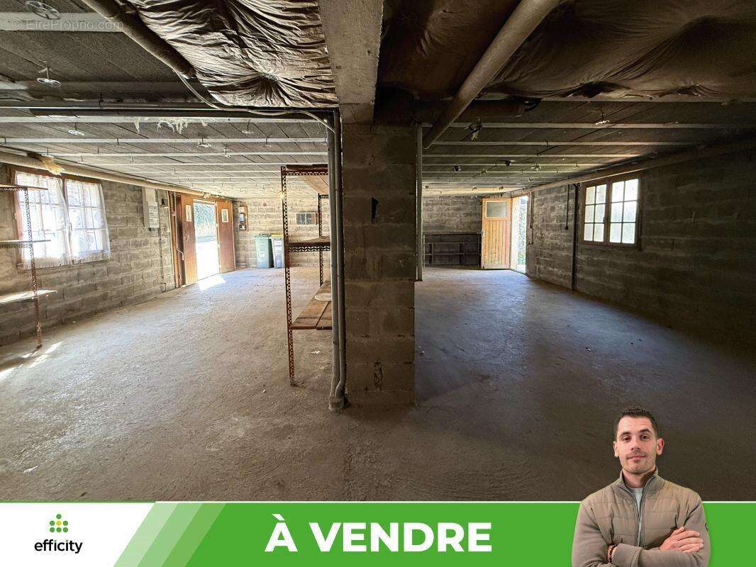 Maison à CROUTELLE