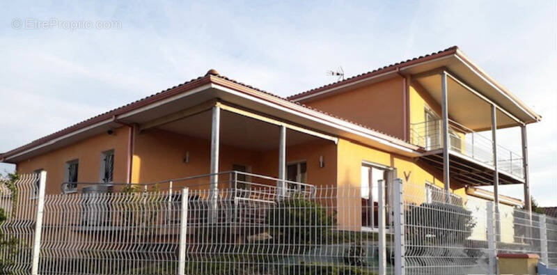 Maison à PUYLAURENS