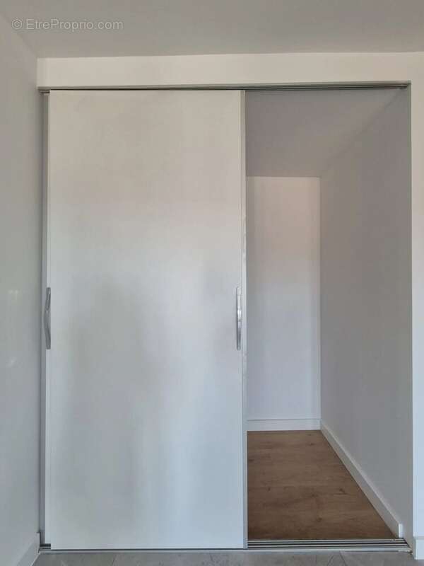 Appartement à VALLAURIS