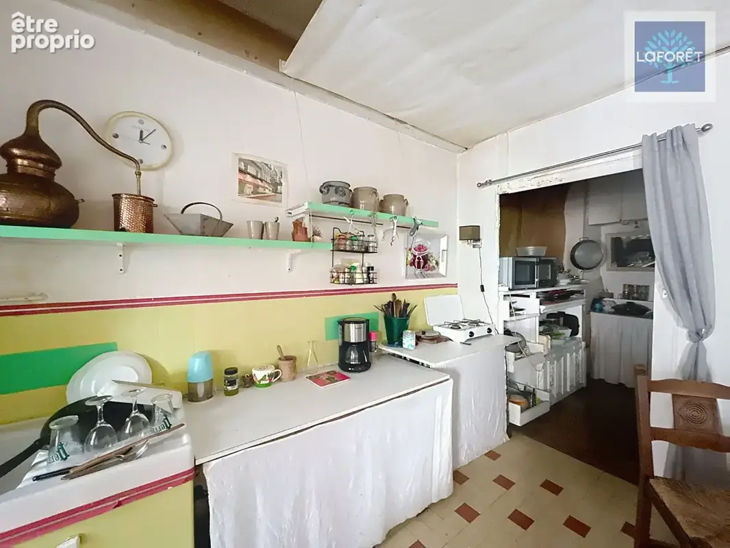 Immeuble avec local commercial et 5 chambres - photo 14