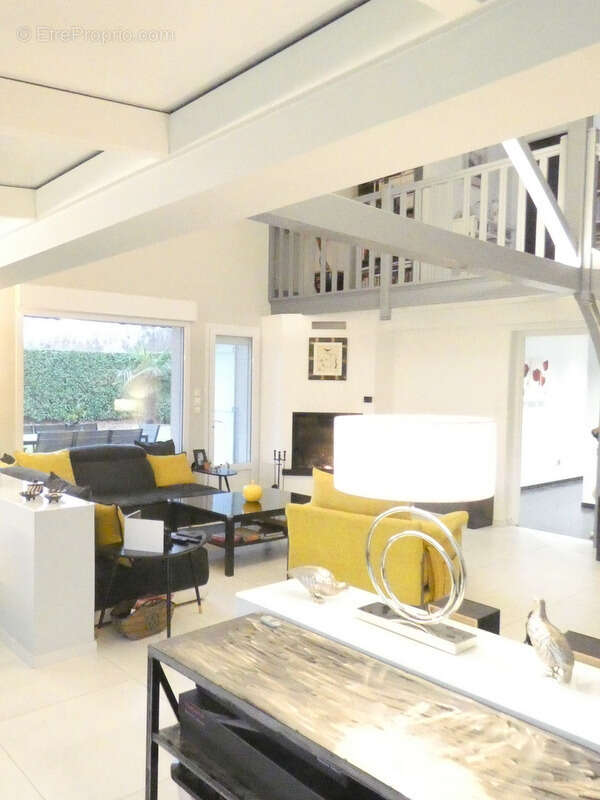 Maison à vendre 5 pièces proche de FEILLENS (01) - photo 5