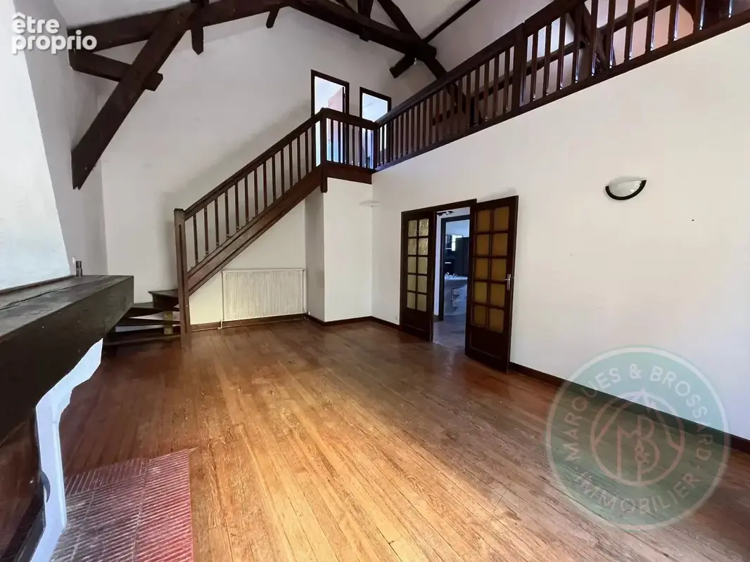 Orleix – Maison 4 chambres avec grange et beau potentiel - photo 2
