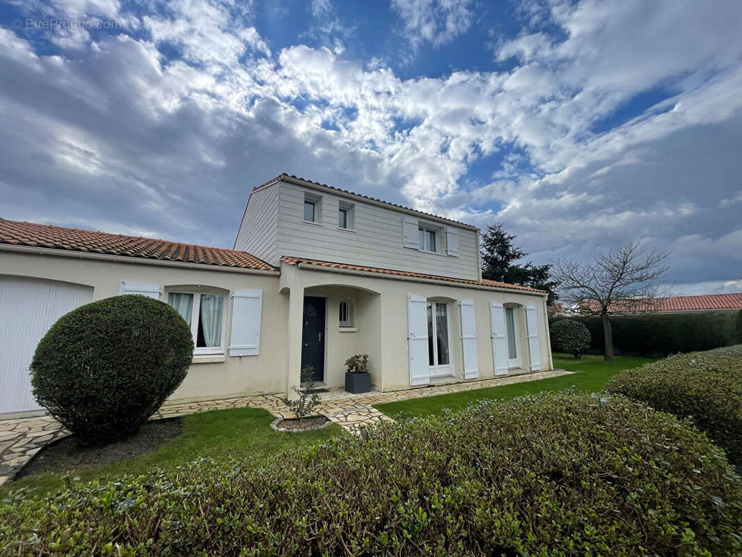 Maison à SAINT-SEBASTIEN-SUR-LOIRE