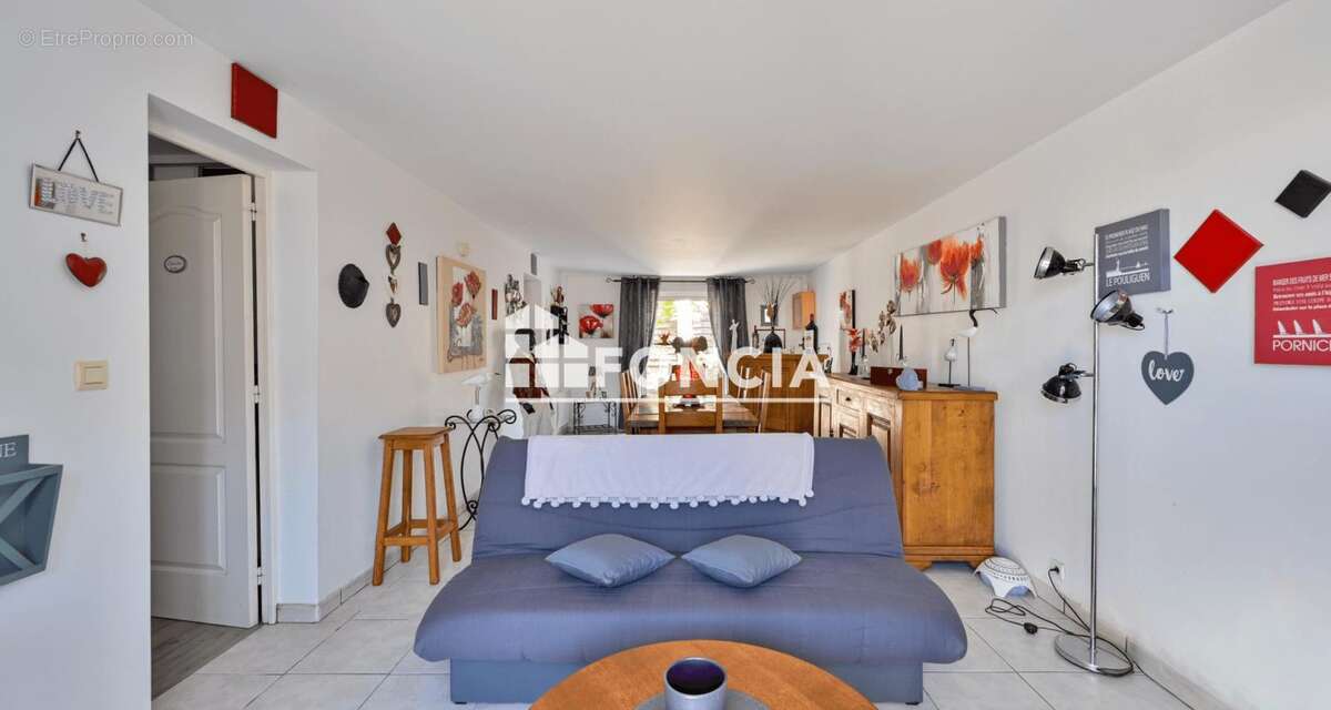 Appartement à LE POULIGUEN