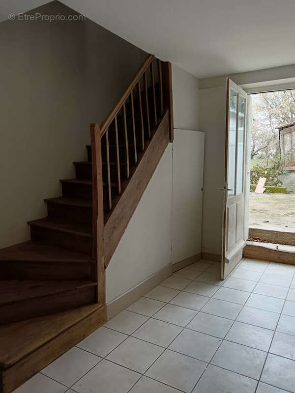 Maison à CEAUX-EN-COUHE