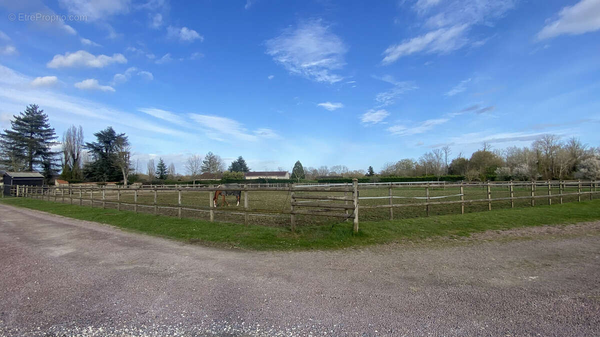 Maison à COULOMMIERS
