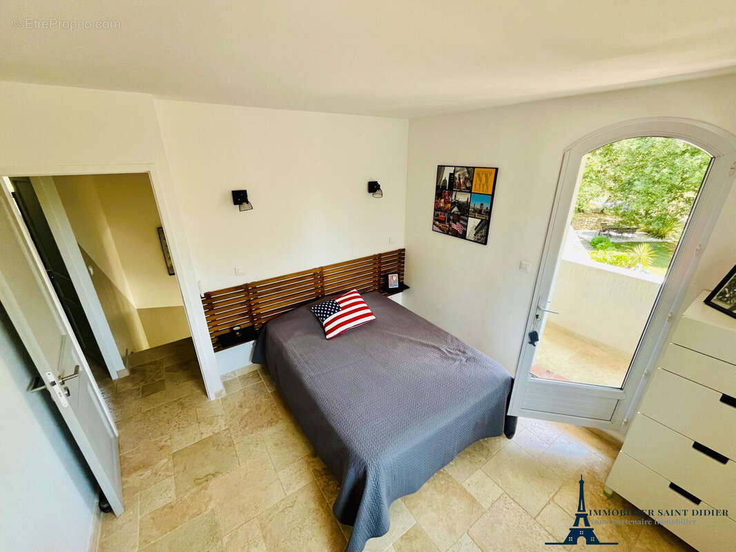 Maison à SAINT-PAUL-EN-FORET