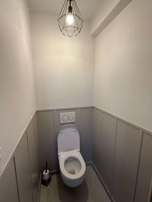 Appartement à YZEURE