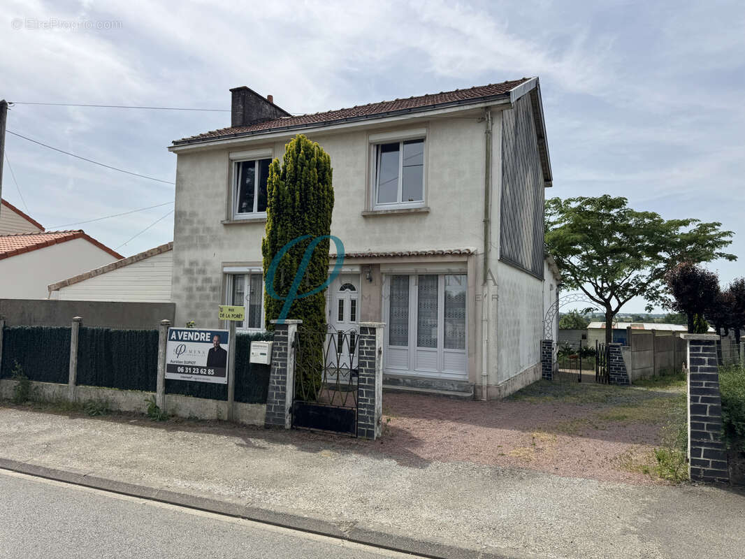 Maison à LE FIEF-SAUVIN