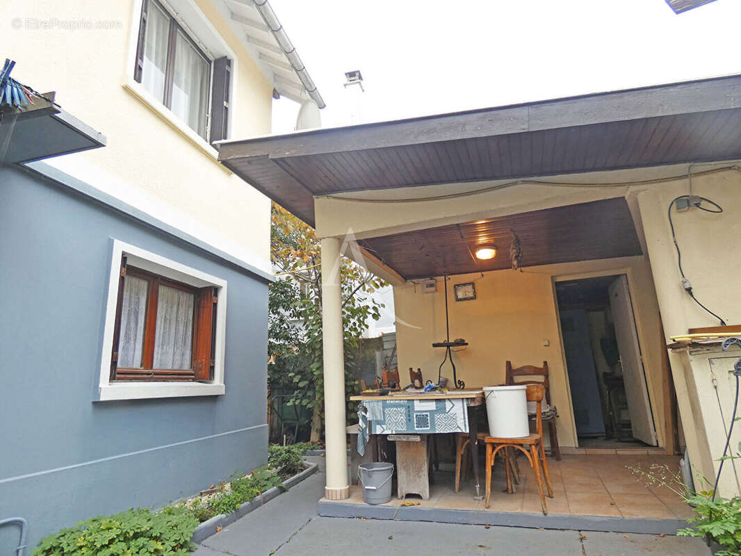 Maison à CLICHY-SOUS-BOIS