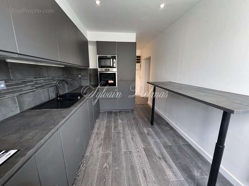 Appartement à SAINT-CYR-SUR-LOIRE