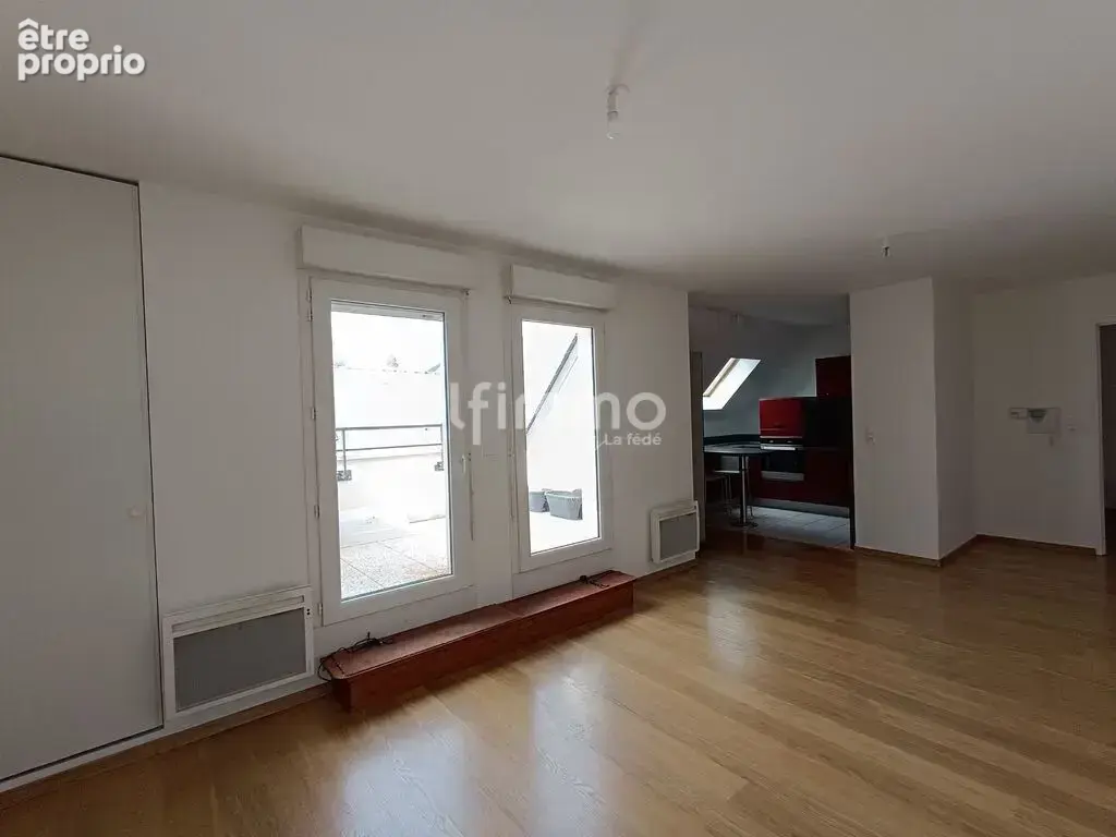 Gisors centre grand T2 65 m² dernier étage avec ascenseur et par - photo 5