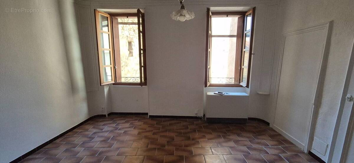 Photo 1 - Appartement à SAINT-REMY-DE-PROVENCE