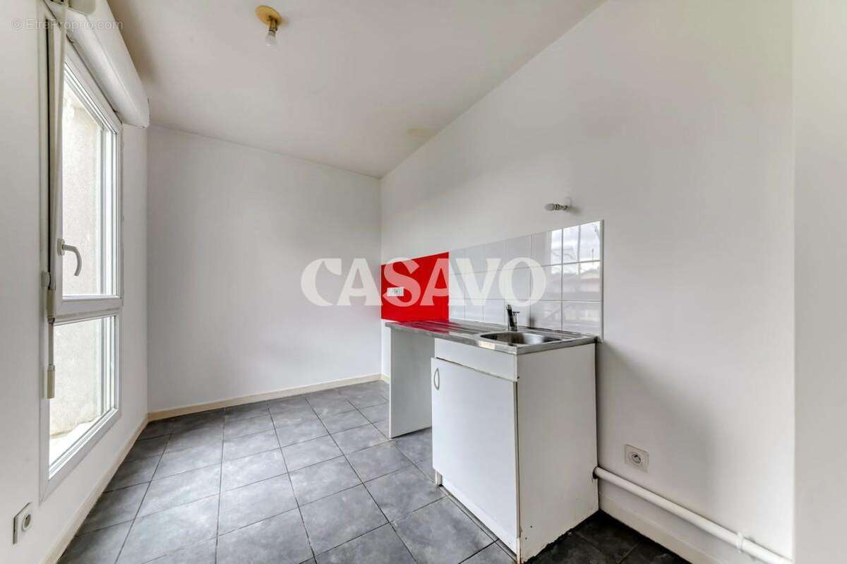 Appartement à DECINES-CHARPIEU
