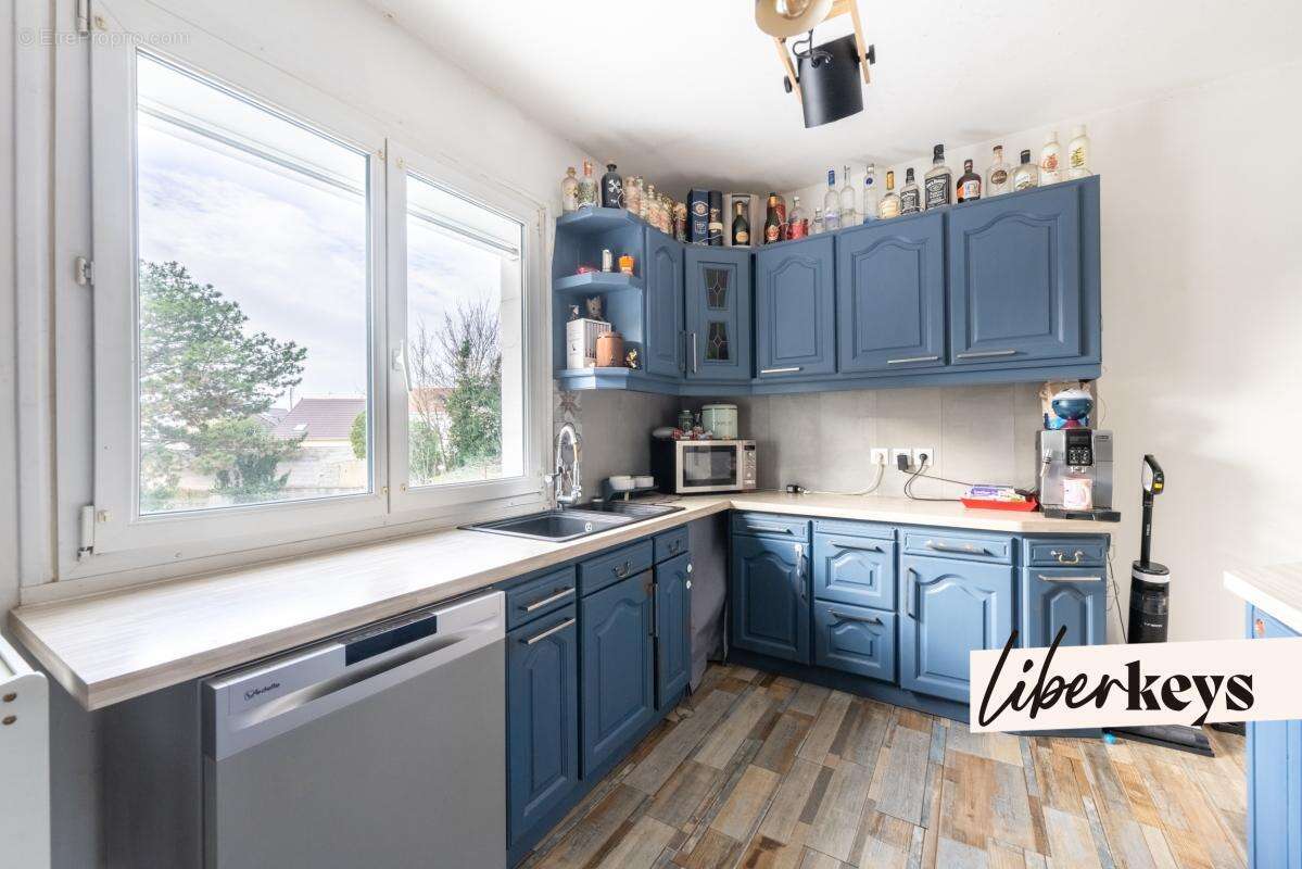 Appartement à VILLENEUVE-LE-ROI