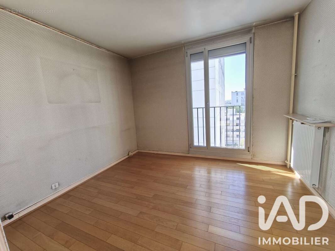 Appartement 80 m² à Colombes  - photo 3