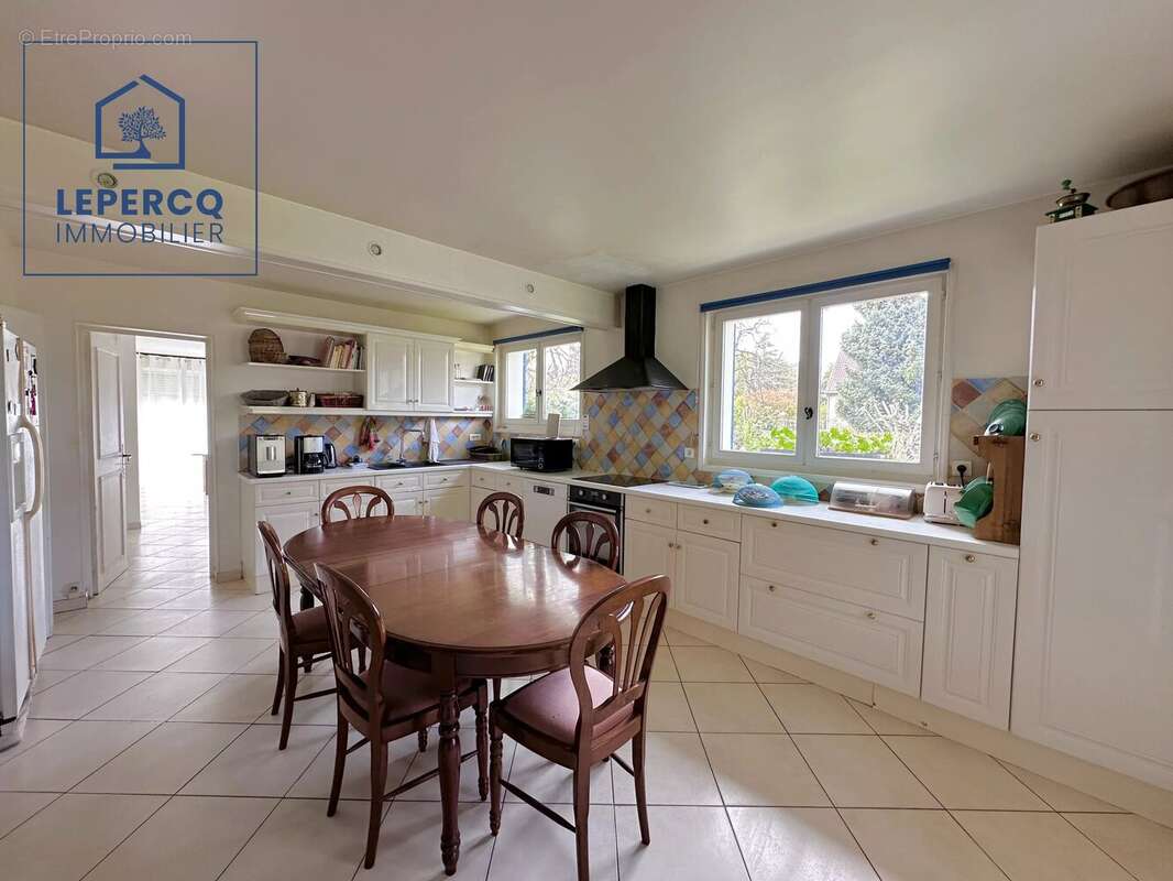 Maison à VILLERS-COTTERETS