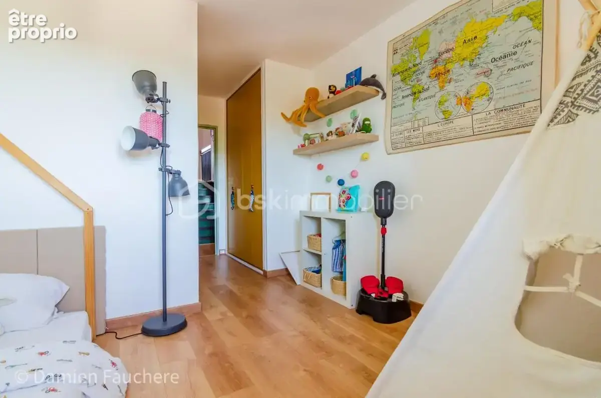 Vitry plateau – limite villejuif / superbe triplex 128 m² - 5 chambres – 2 balcons – parking – cave - dpe c ! - photo 28