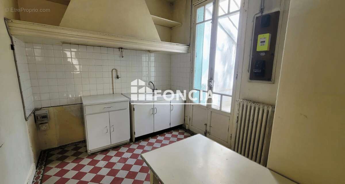 Maison de caractere a renover - photo 4