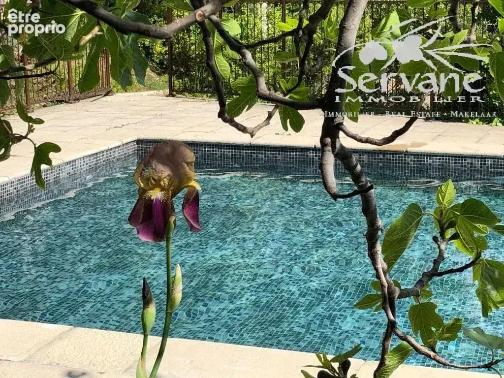 Aups elegante maison bourgeoise avec piscine - photo 5
