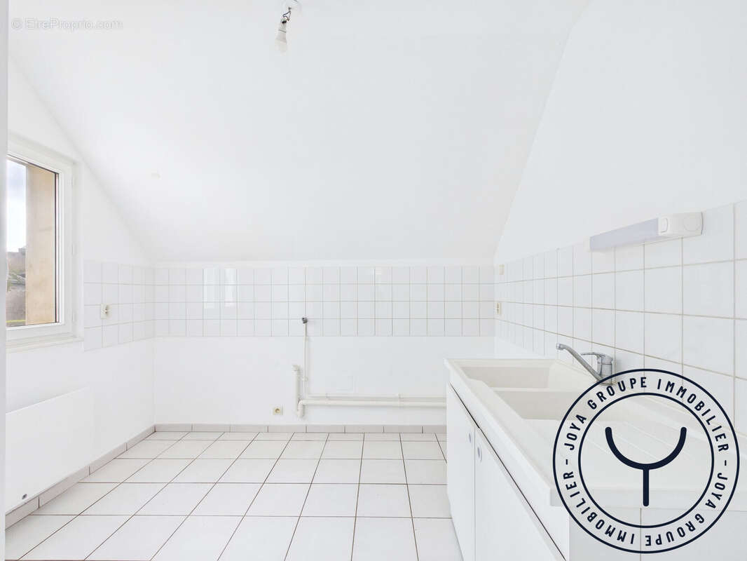 Appartement 240 m² à Saint-Mards-En-Othe  - photo 3