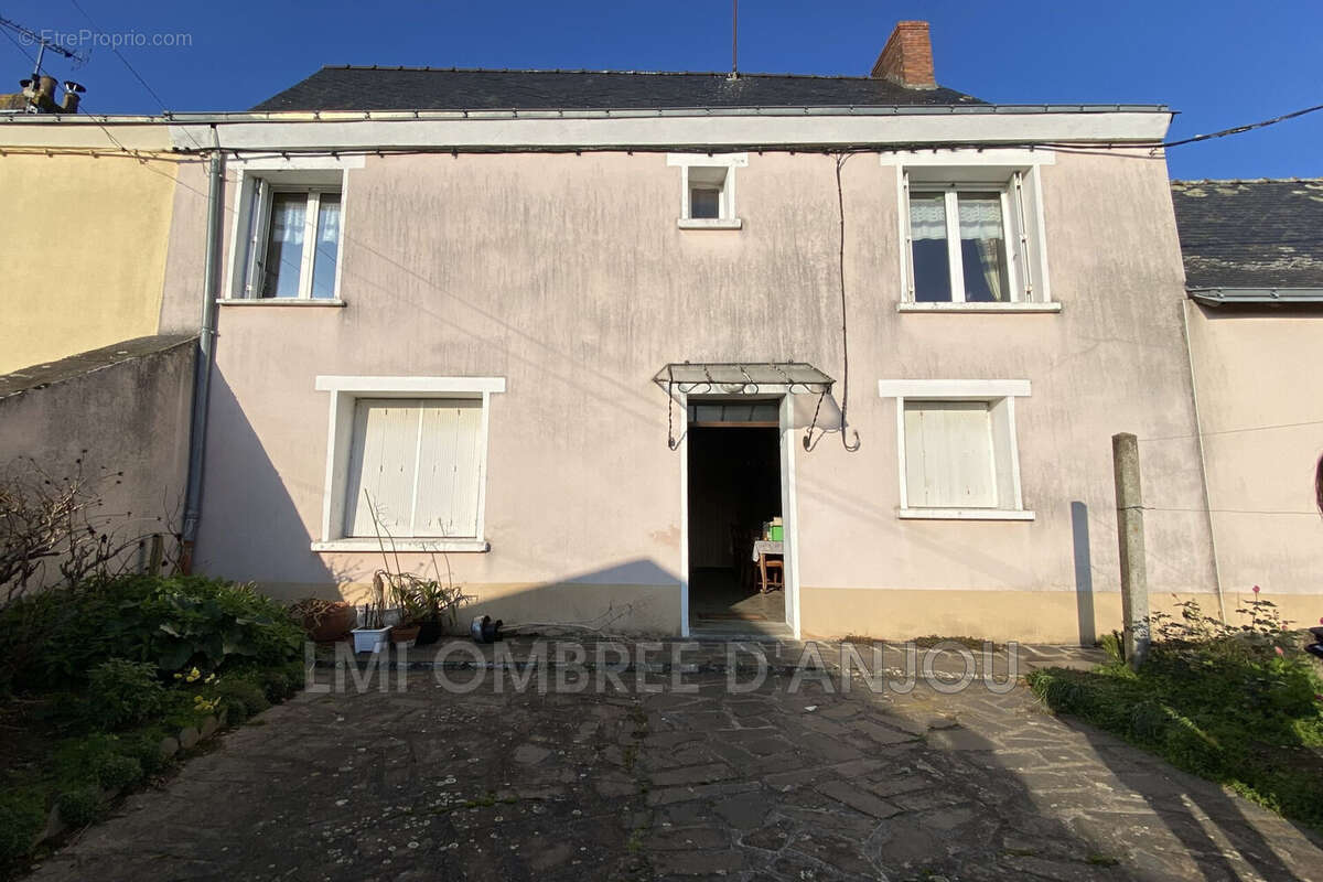 Maison 100 m² à Juigne-Des-Moutiers  - photo 5