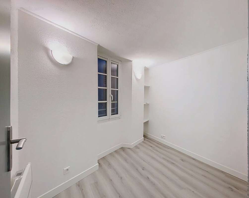 À vendre – 3 pièces au calme proche - Nouvelle Coulée Verte - photo 7