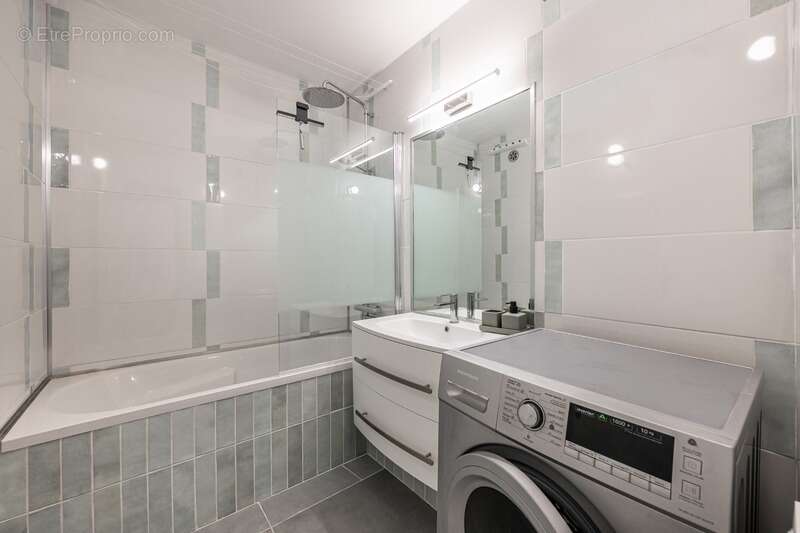 Appartement à SURESNES