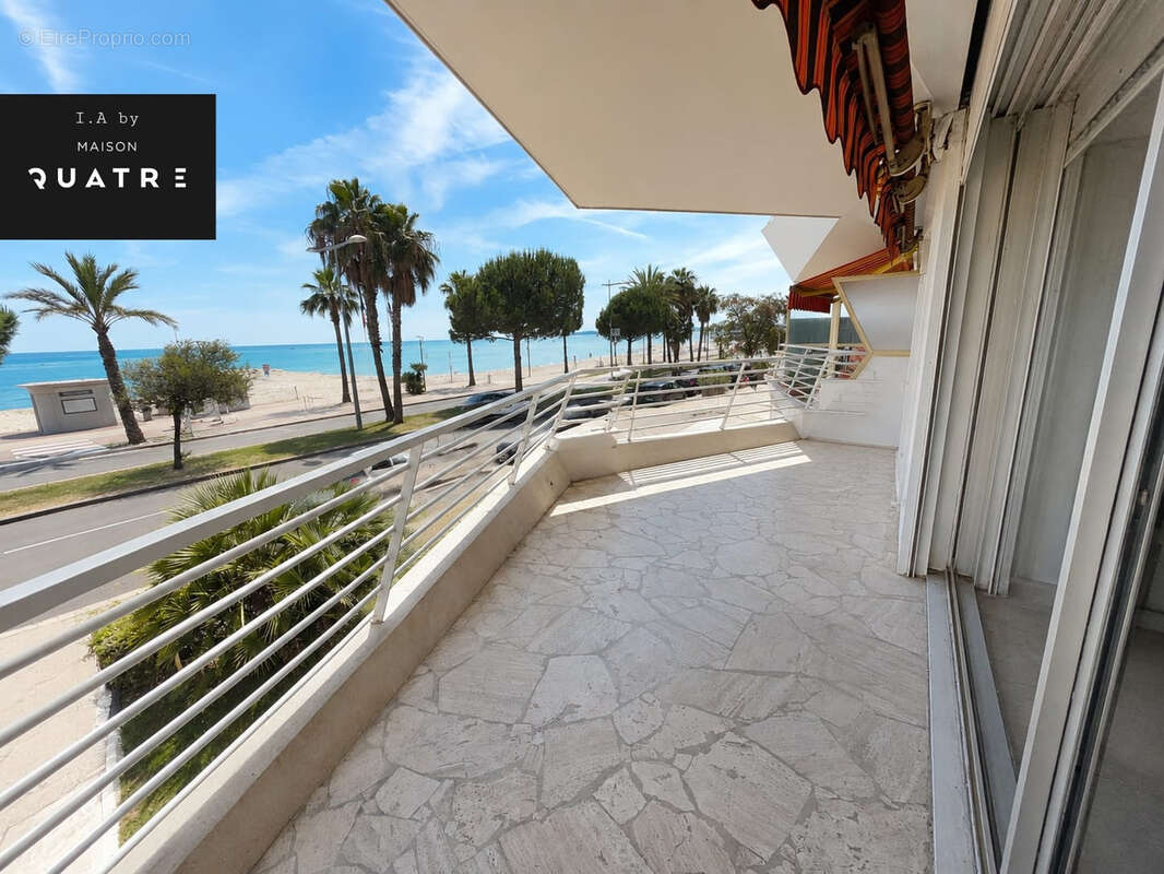 Front de mer   3 pièces avec balcon, parking et cave - photo 3