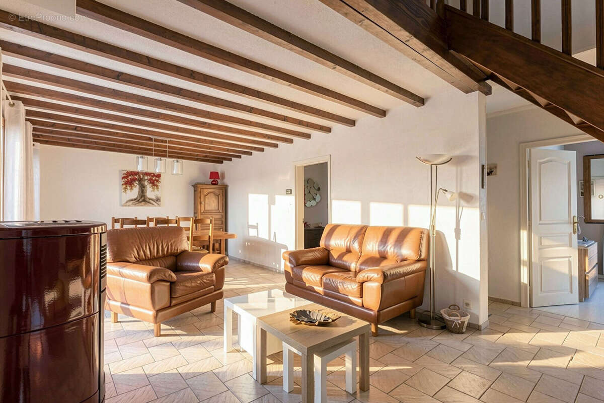 Maison à VILLETTE-D'ANTHON