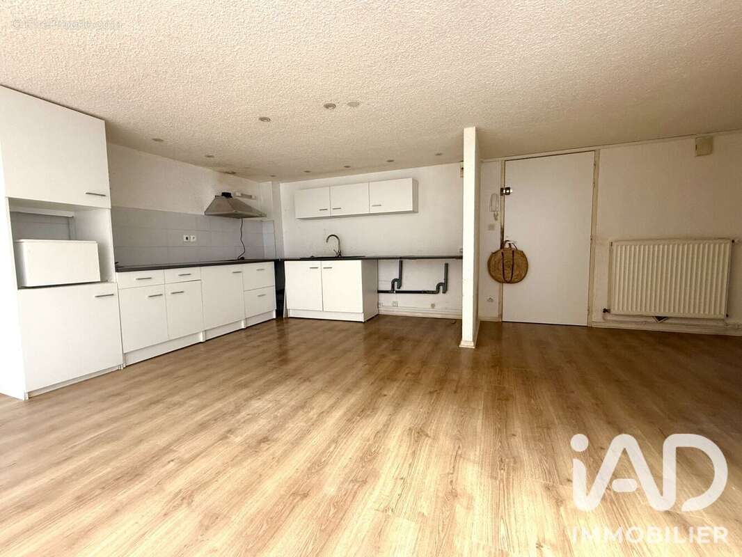 Photo 4 - Appartement à COIN-LES-CUVRY