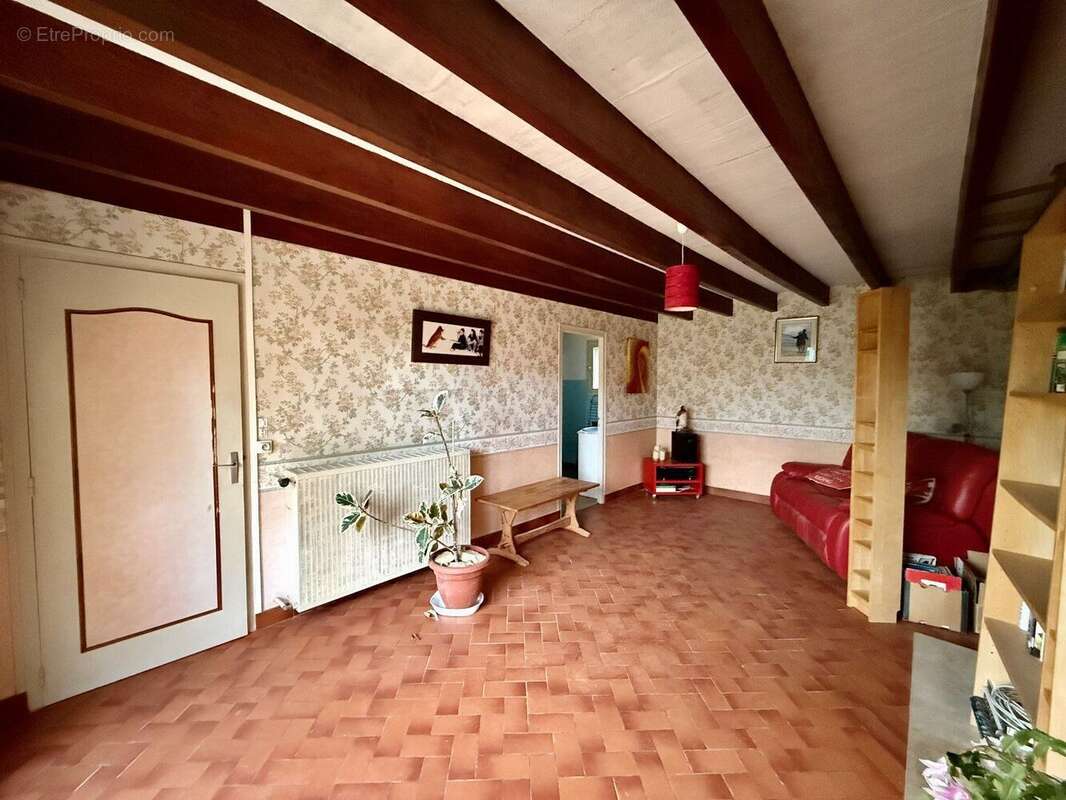 Maison à CAUNAY