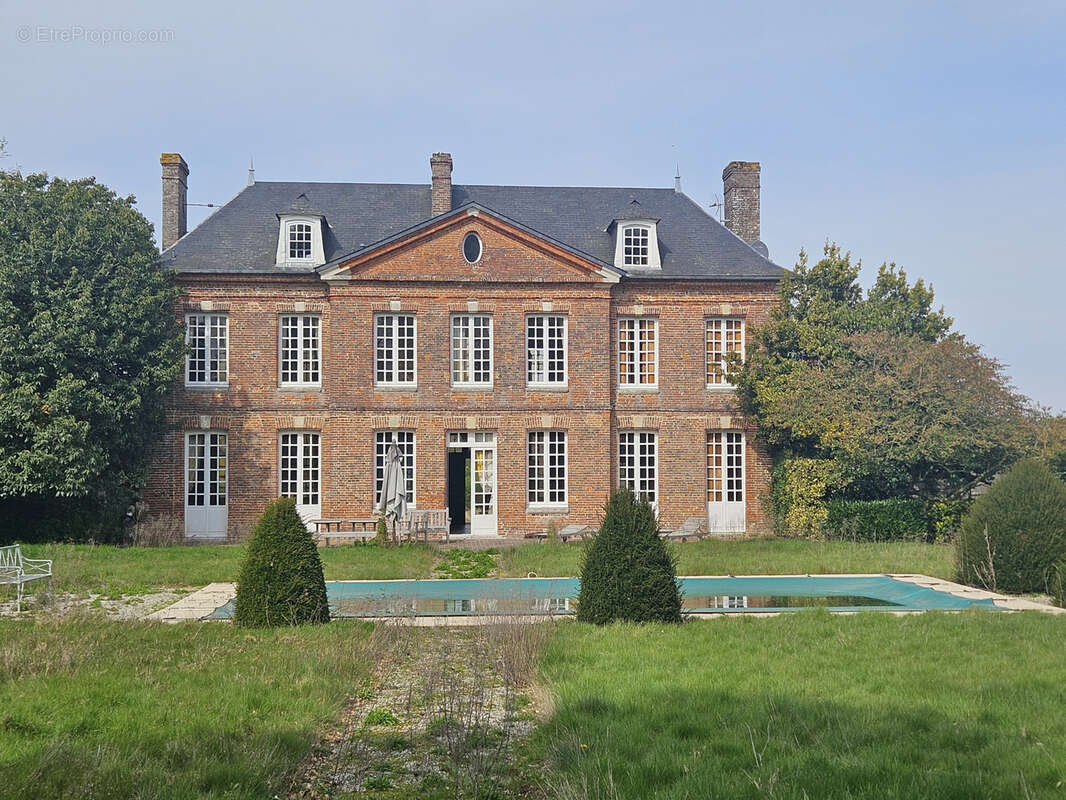 Maison à CORMEILLES