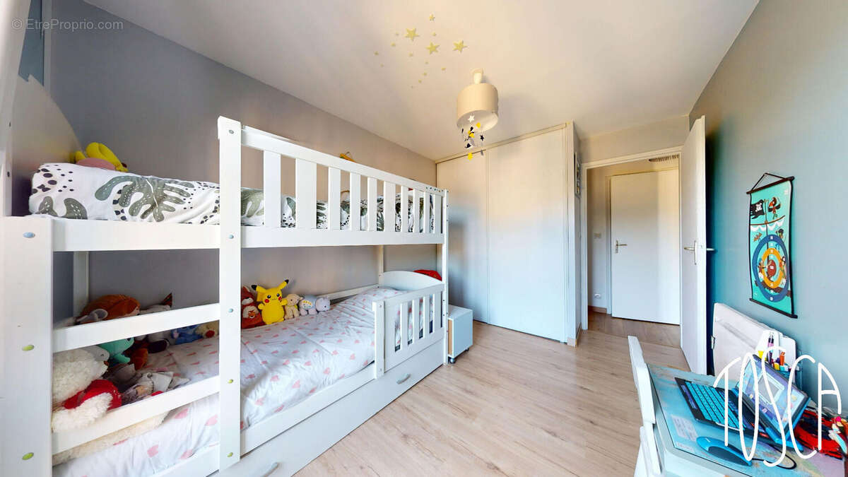Appartement à THIAIS