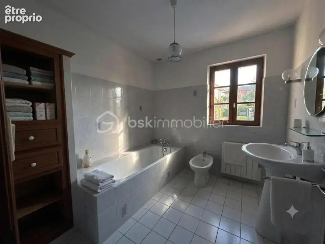 Maison a colombages de 173m2 avec ile privée - photo 6