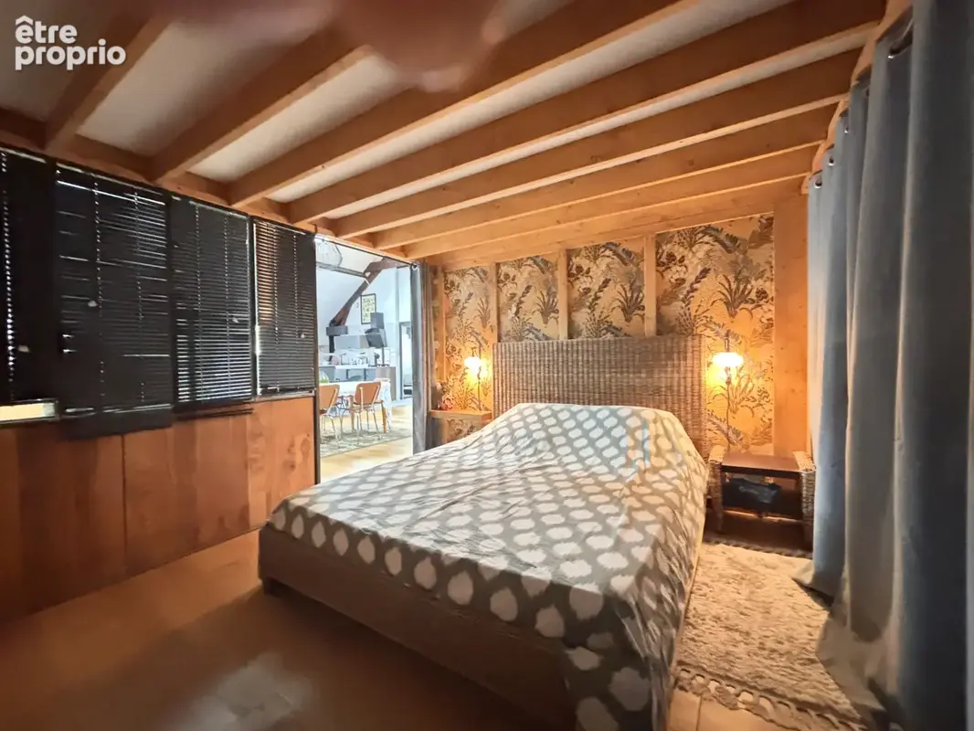 Tours   place sainte-anne   122 m2   2 chambres + mezzanine - photo 5