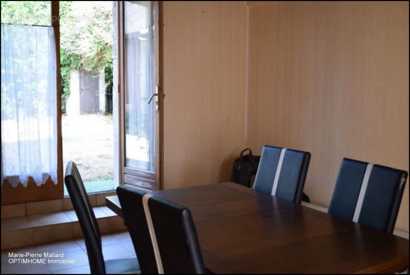 Maison à ROYERE-DE-VASSIVIERE