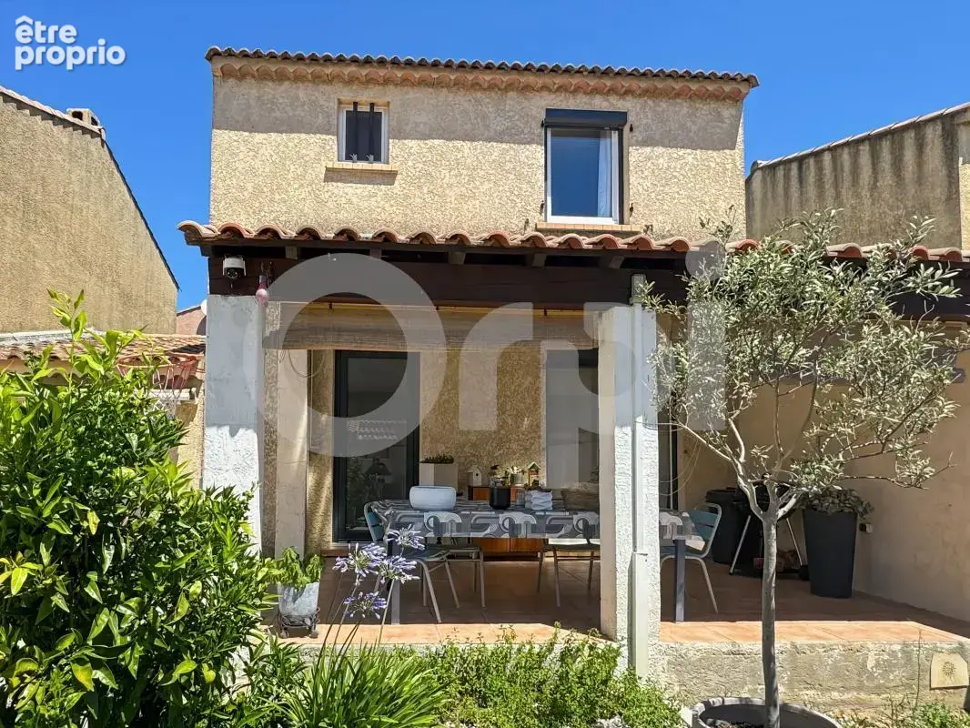 Maison à LA CRAU
