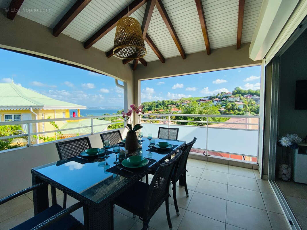 Appartement à LES TROIS-ILETS