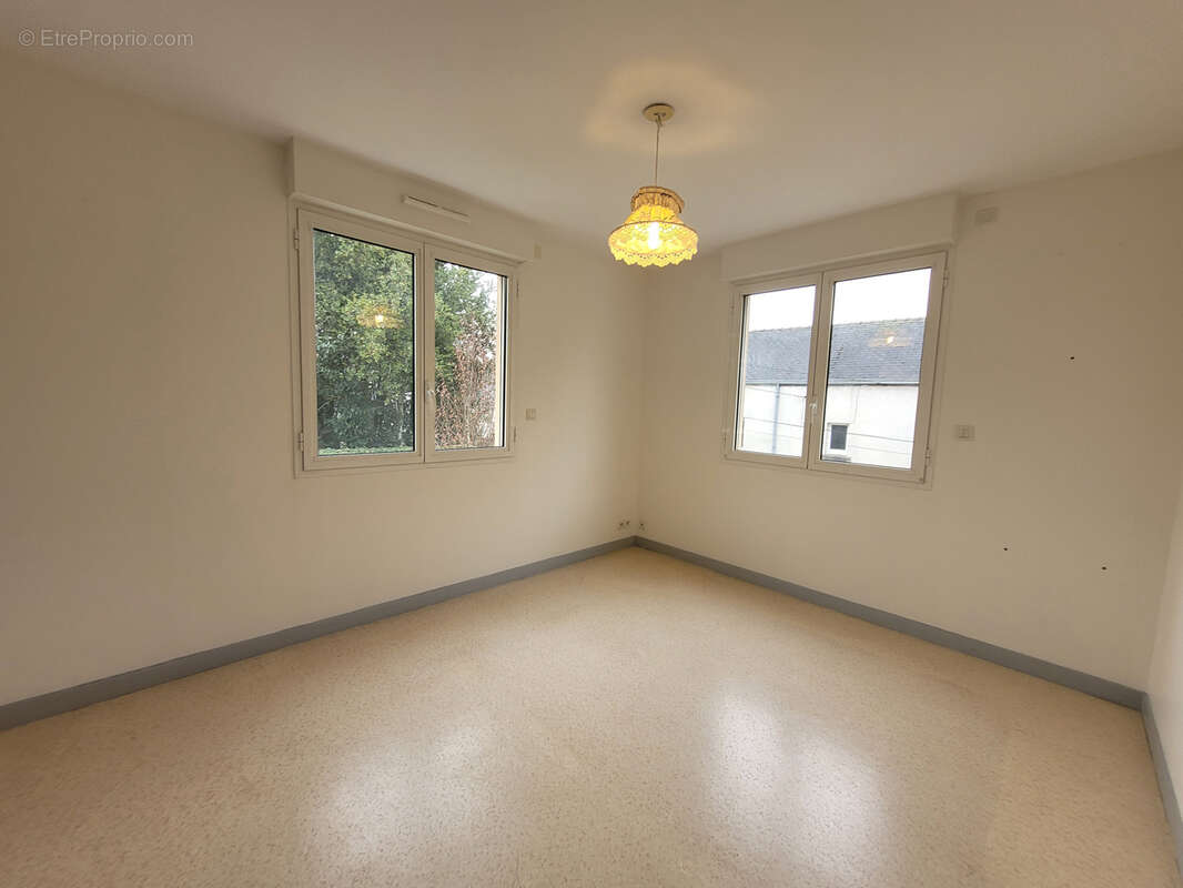 Appartement à SABLE-SUR-SARTHE