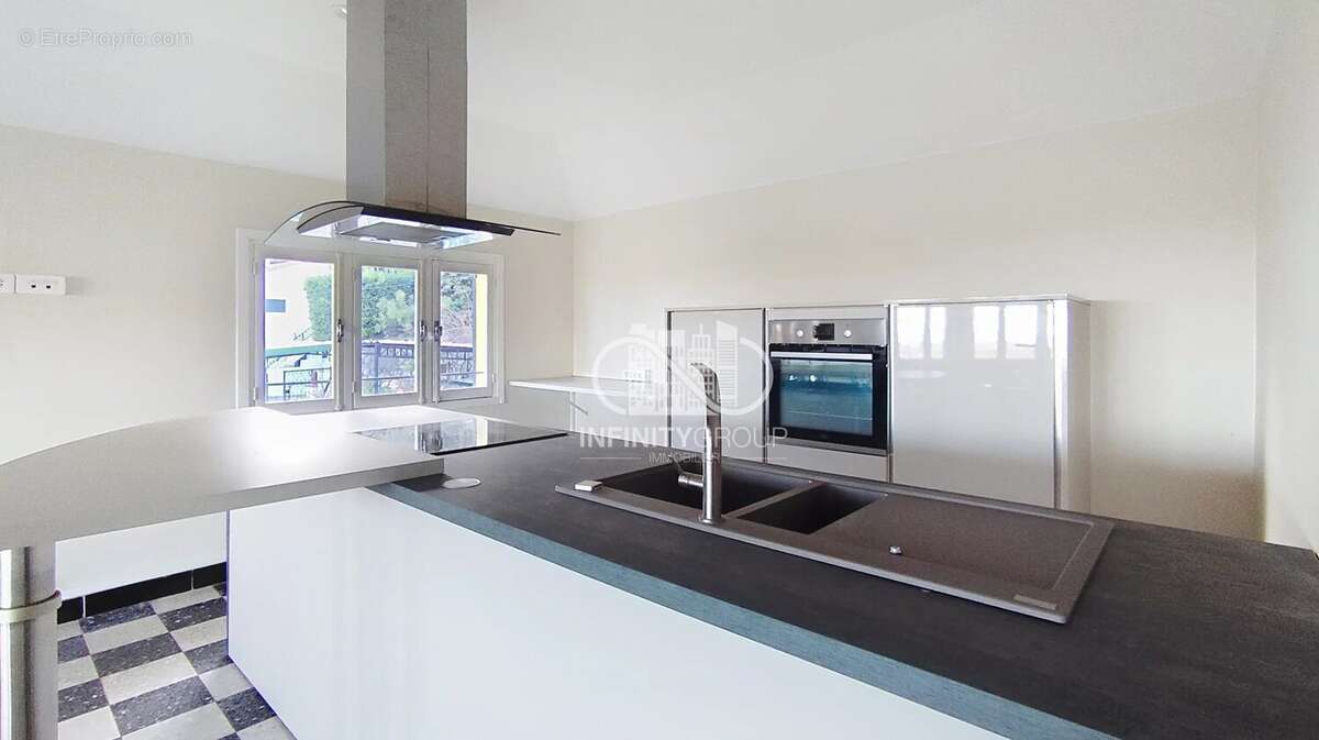 Appartement à GRASSE