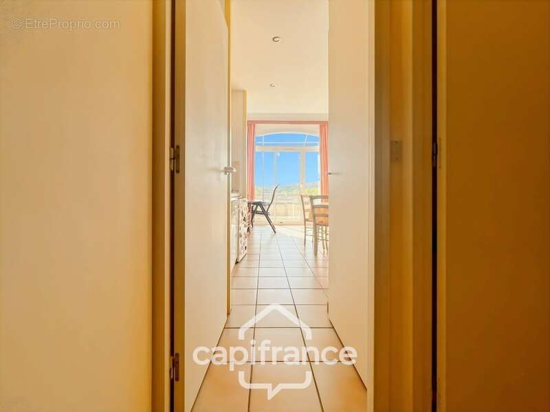 Appartement à MALLEMORT