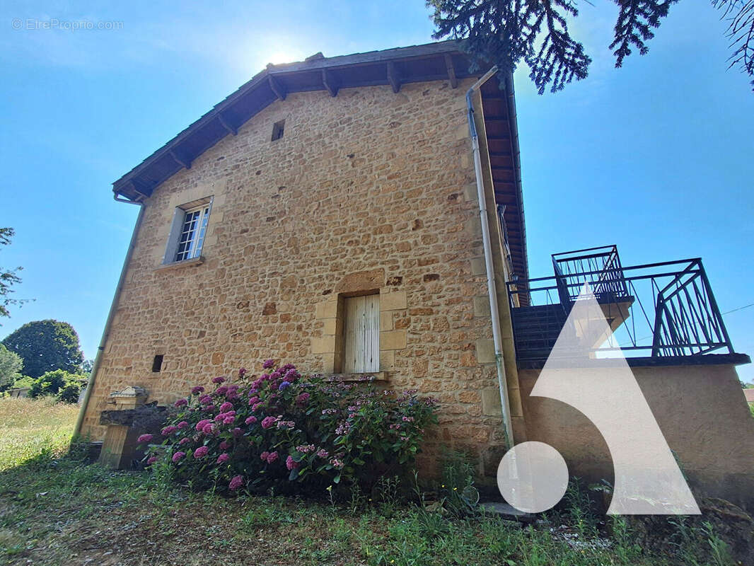 Maison  4 pièces 95m2 à Carsac Aillac - photo 14