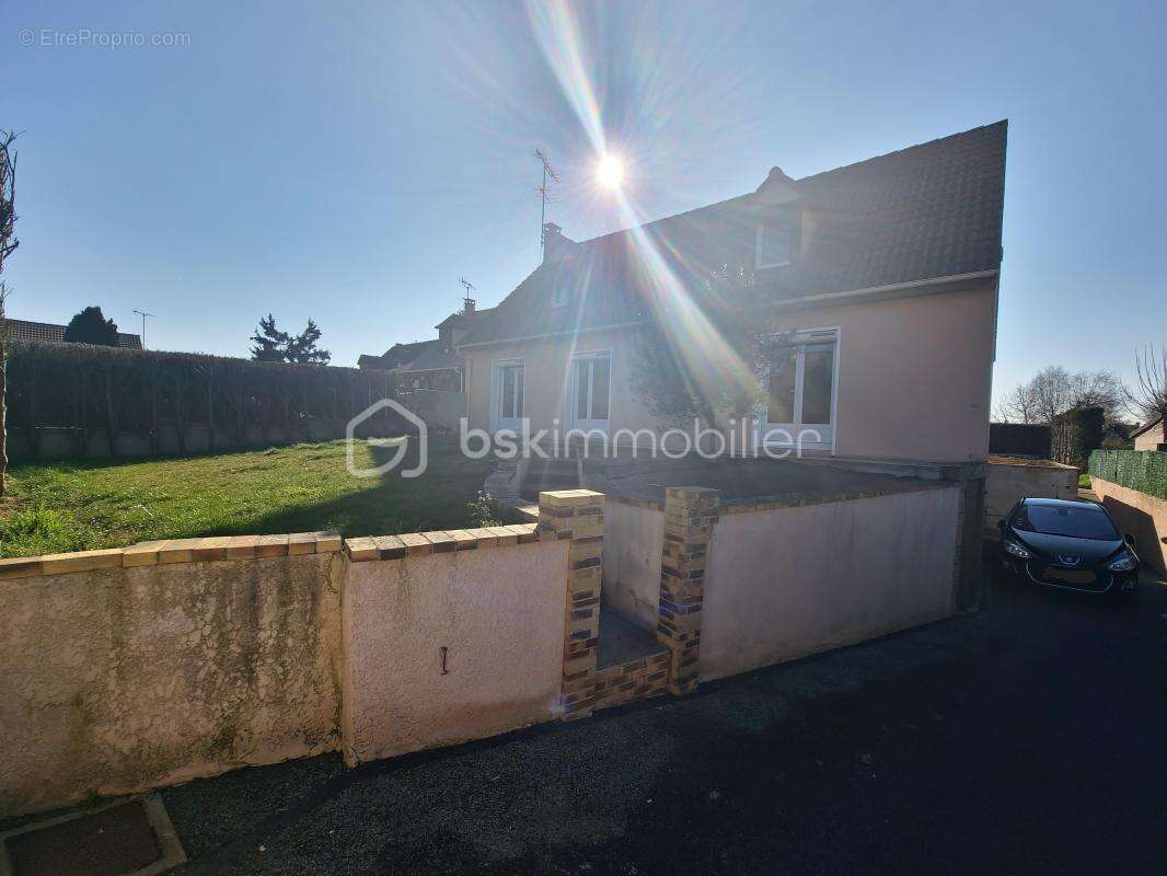 Maison à SAINT-PATHUS