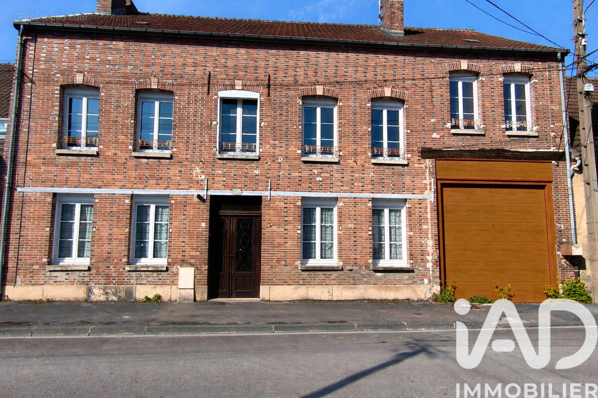 Photo 1 - Maison à ROMILLY-SUR-SEINE