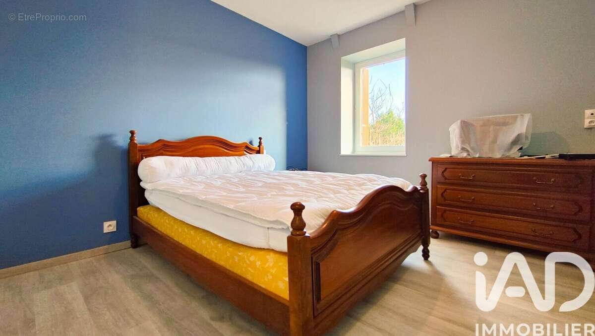 Appartement 100 m² à Saint-Felix-De-Lunel  - photo 7