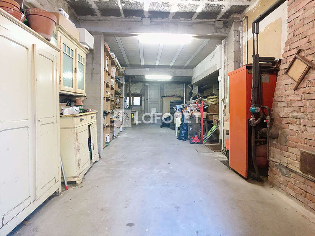 Maison à MONTOT-SUR-ROGNON